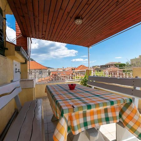 Apartment Ivanka Omiš Екстериор снимка
